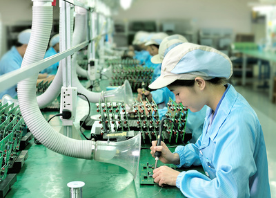 东莞电子工厂形象照拍摄全攻略 从企业员工照到工厂宣传照的实战指南